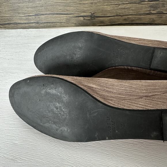 French Sole FS/NY Women Size 7.5 Metallic Taupe Pinstripe Gumdrop Wedge Italy - Picture 10 of 11